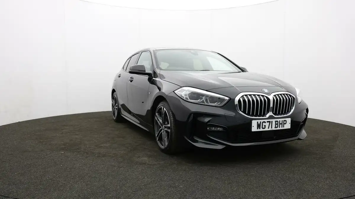2021-bmw-1-series-15-118i-m-sport-lcp-dct-big-41