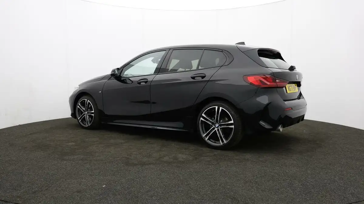 2021-bmw-1-series-15-118i-m-sport-lcp-dct-big-65
