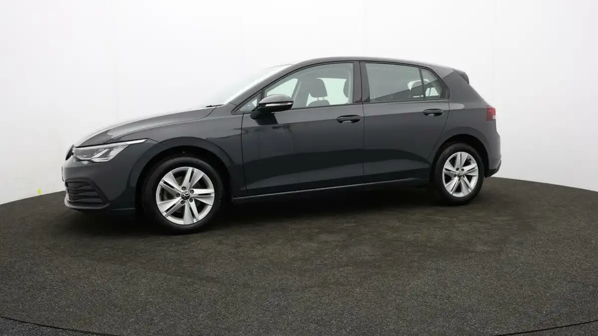 2022-volkswagen-golf-15-tsi-life-130ps-hatchback-big-55