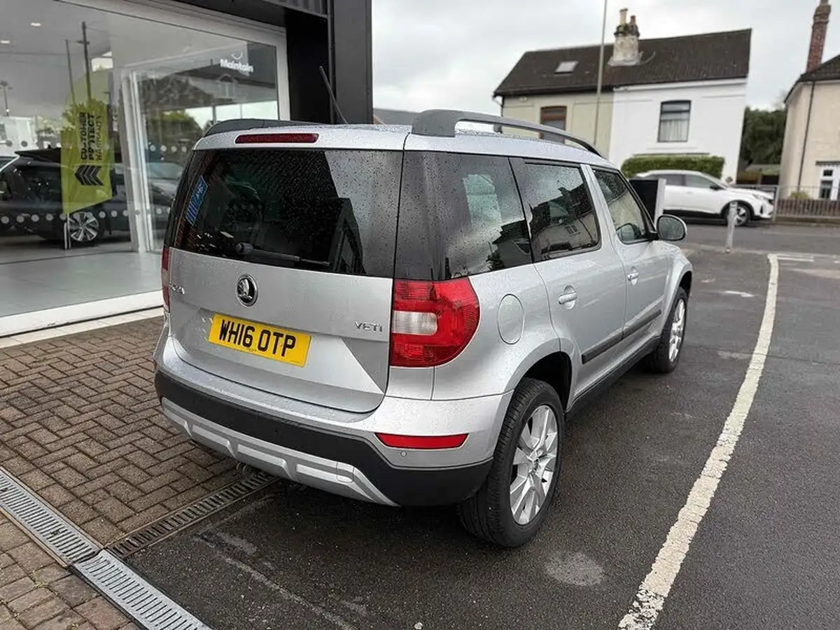 2016-skoda-yeti-outdoor-12-tsi-se-l-big-6