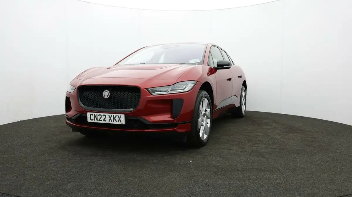 2022-jaguar-i-pace-ev400-se-big-50