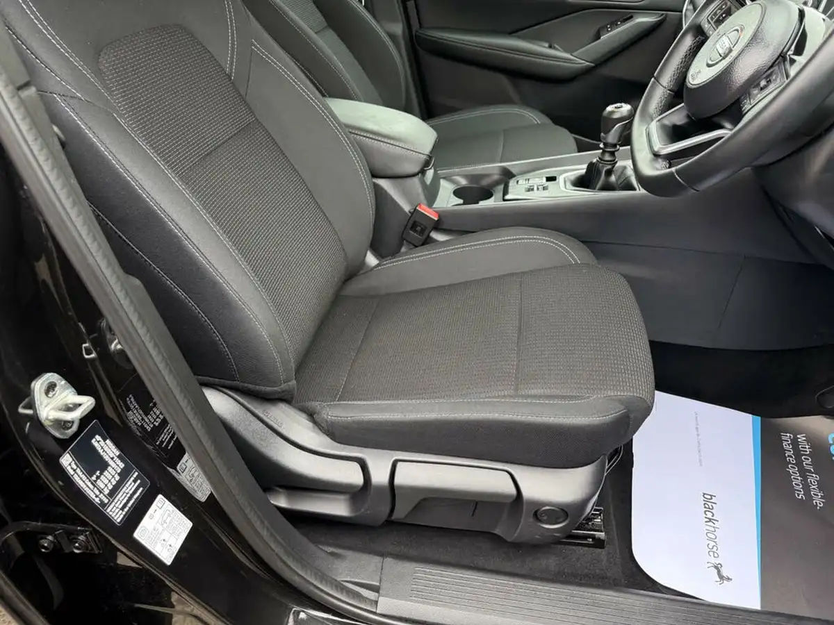 2022-nissan-qashqai-13-dig-t-acenta-premium-140ps-big-18
