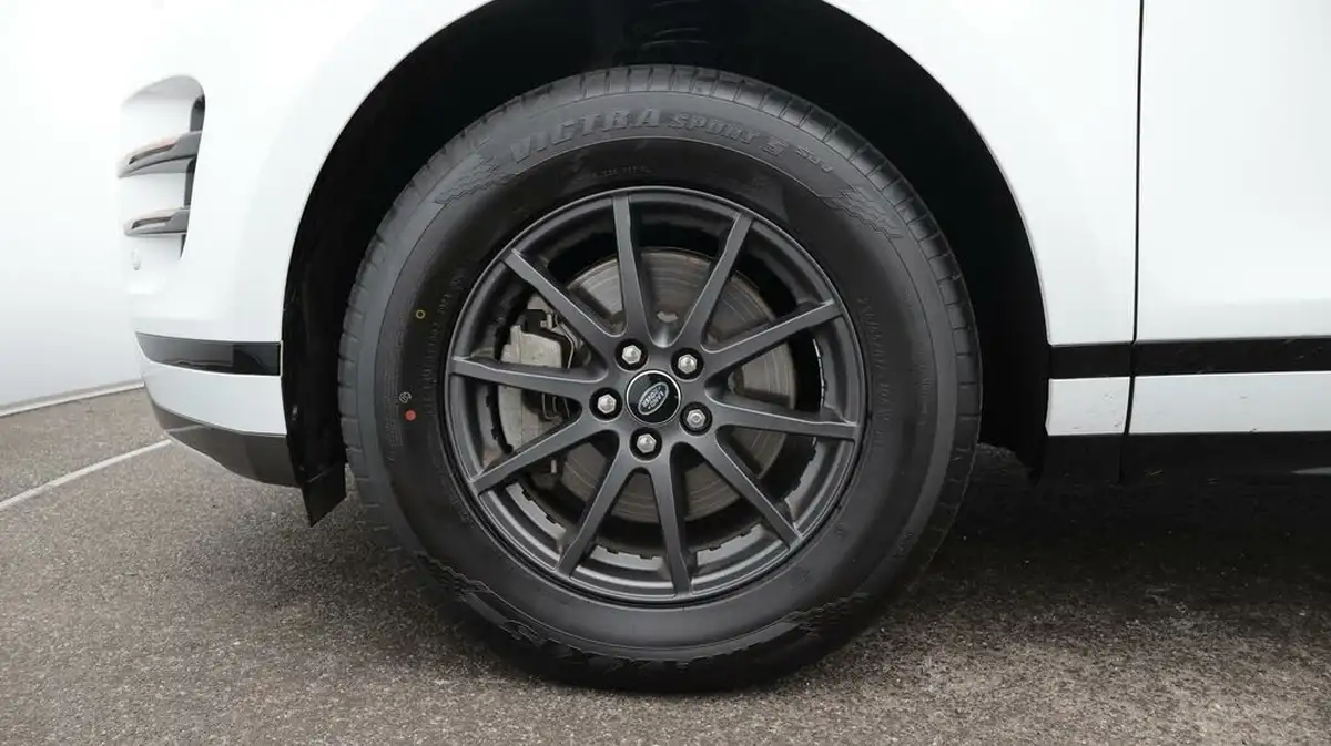 2022-land-rover-range-rover-evoque-20-d165-r-dynamic-big-18