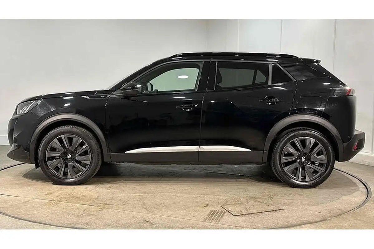 2021-peugeot-2008-suv-e-gt-premium-big-5