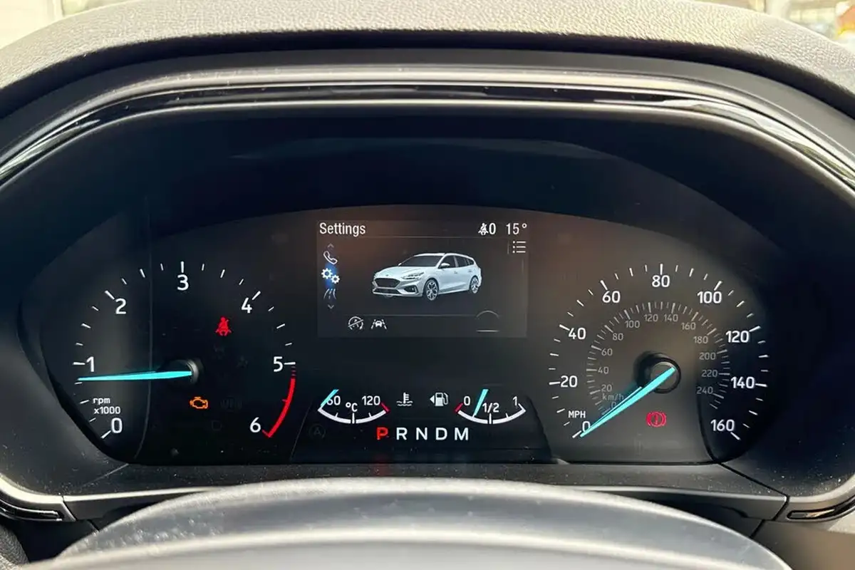 2019-ford-focus-20-st-line-x-estate-auto-big-45