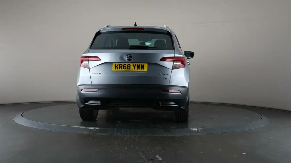2018-skoda-karoq-20tdi-edition-big-65