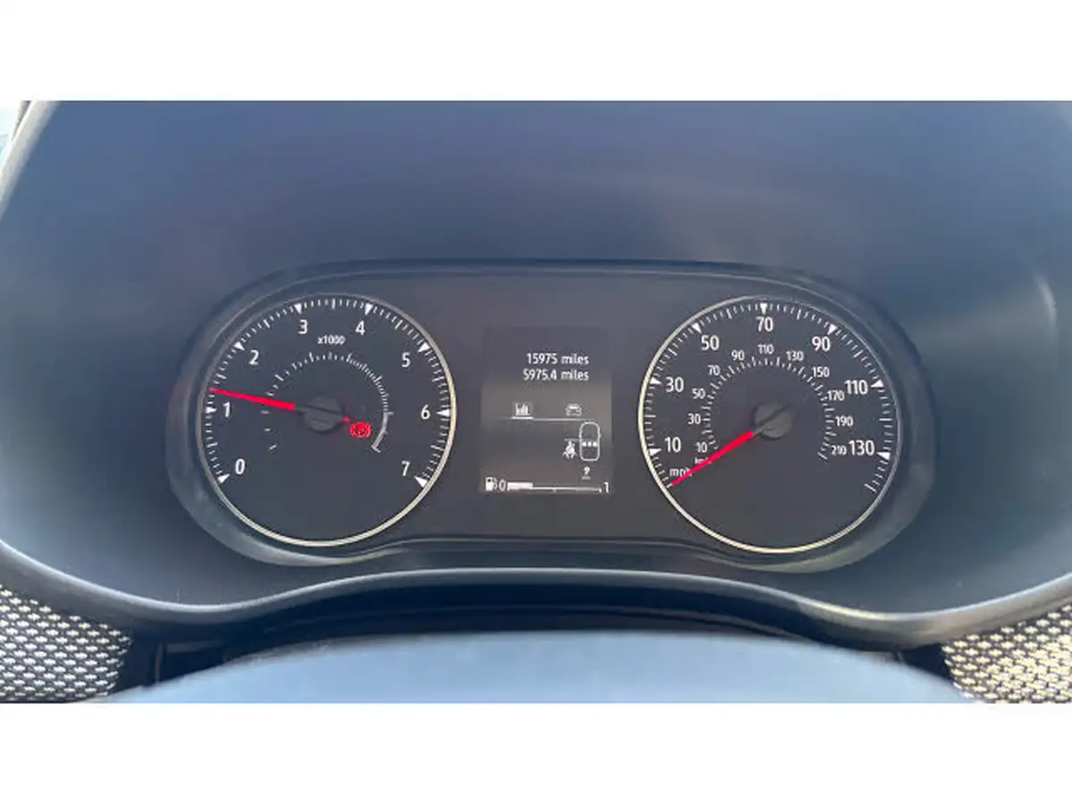 2022-dacia-sandero-stepway-10-tce-comfort-100bhp-bi-fuel-big-17