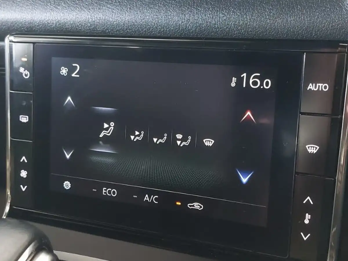 2022-mazda-mx-30-e-se-l-lux-big-12