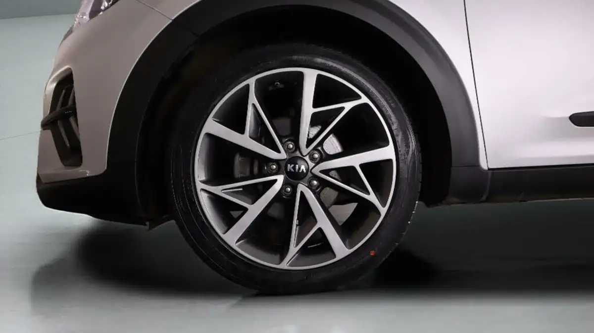 2020-kia-niro-16-gdi-3-big-18