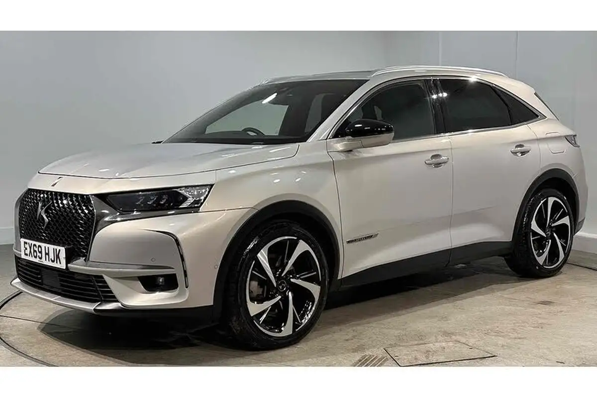 2020-ds-ds-7-crossback-e-tense-ultra-prestige-300ps-4x4-big-6
