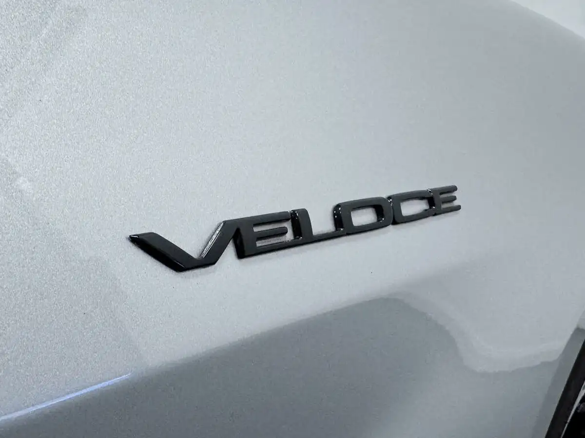 2021-alfa-romeo-giulia-20-veloce-276bhp-big-14