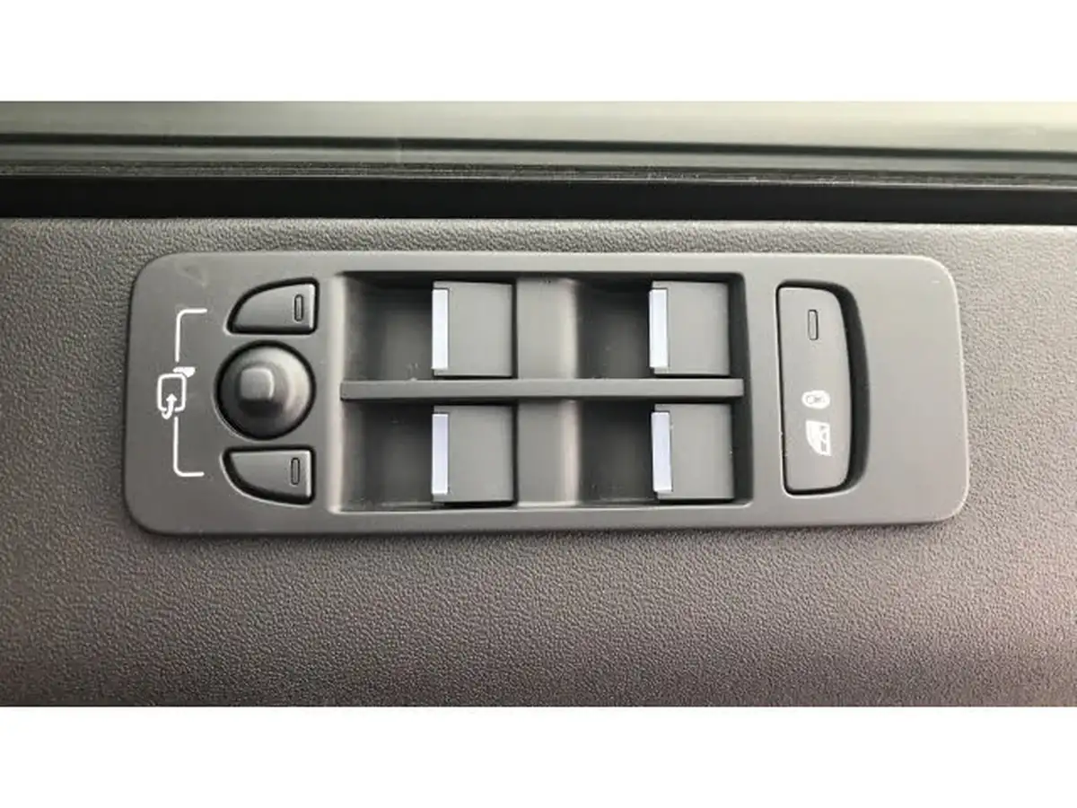 2024-land-rover-discovery-sport-20-d200-dynamic-se-big-40