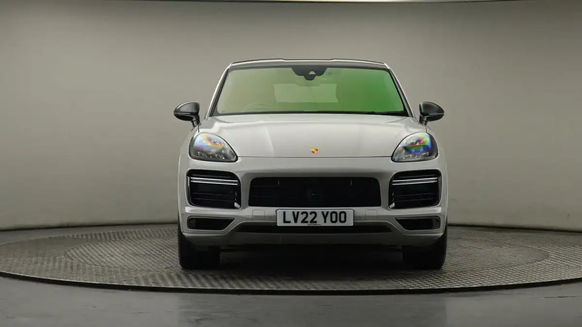 2022-porsche-cayenne-40-v8-turbo-coupe-big-31