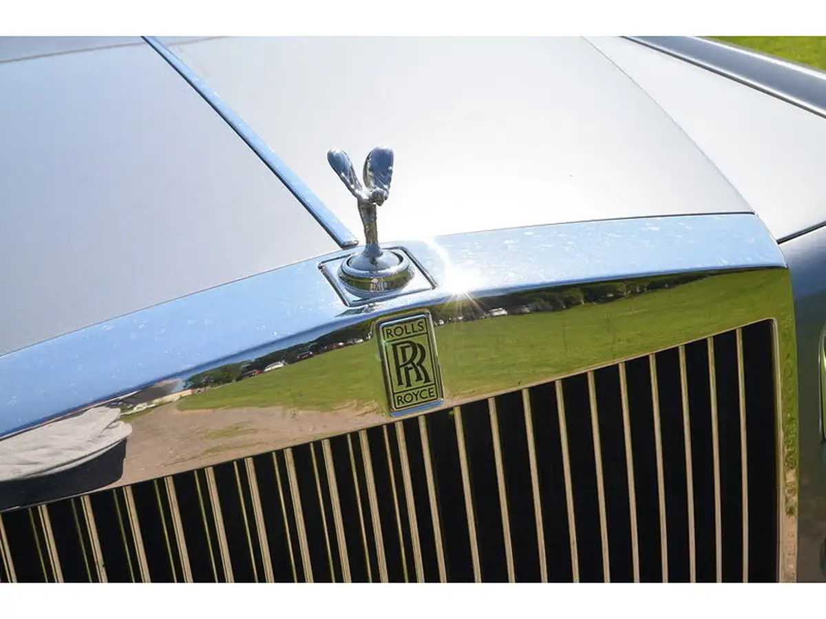 2016-rolls-royce-phantom-67-coupe-2d-big-62