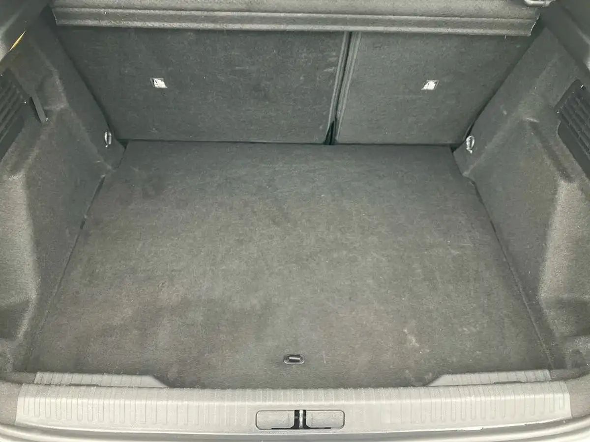 2022-citroen-c4-12-puretech-sense-big-19