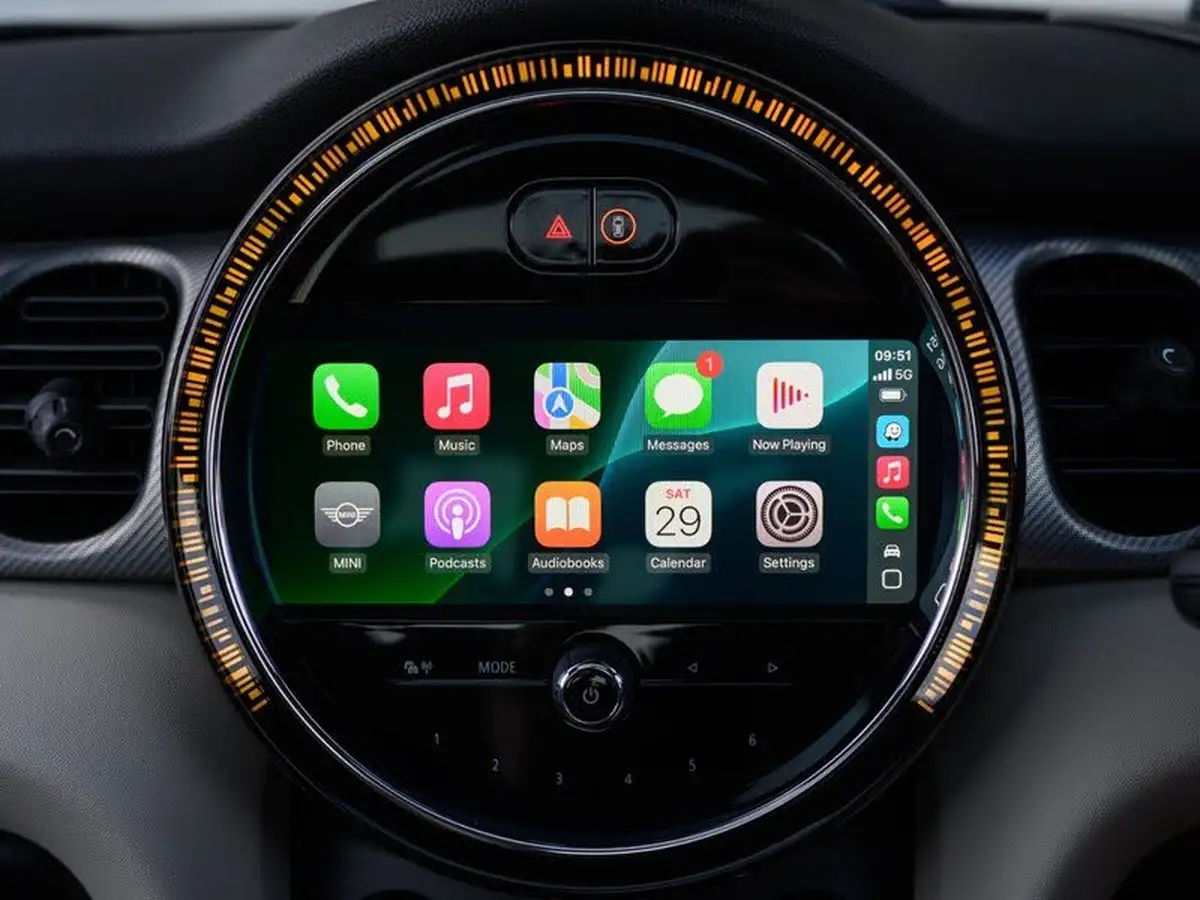 2021-mini-cooper-e-cooper-s-collection-edition-big-14