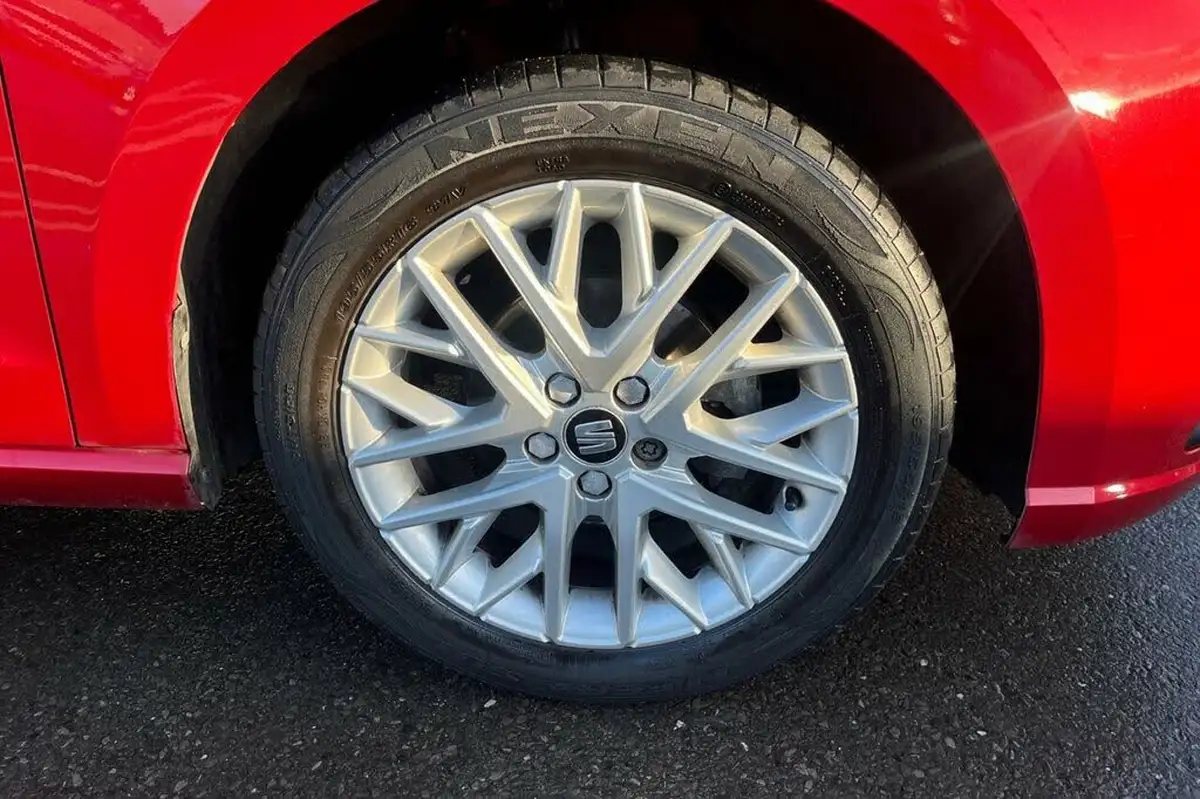 2019-seat-ibiza-10-mpi-se-technology-ss-big-27
