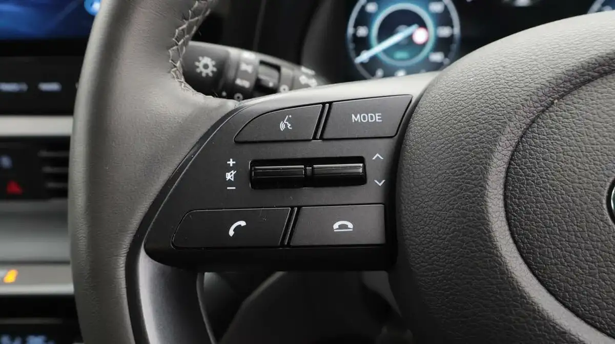 2023-hyundai-bayon-10-t-gdi-ultimate-100ps-dct-big-25