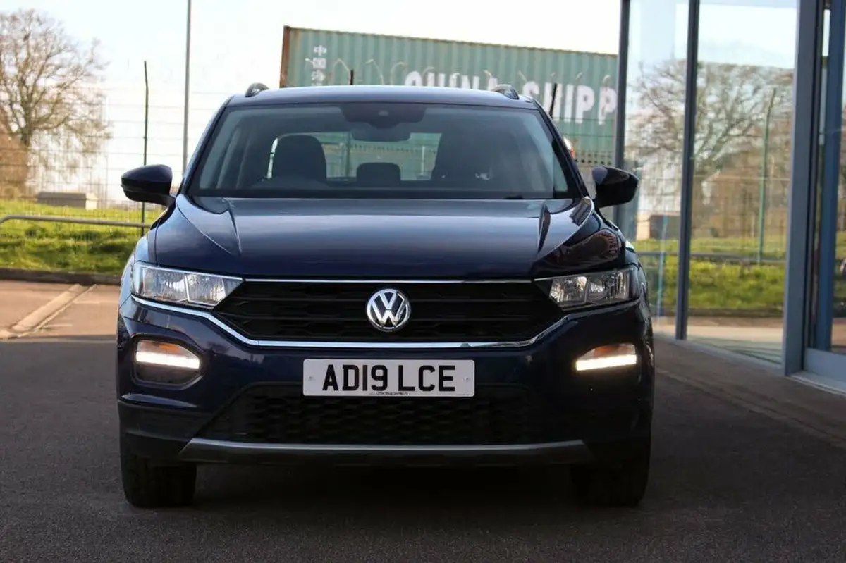 2019-volkswagen-t-roc-15-tsi-se-big-7