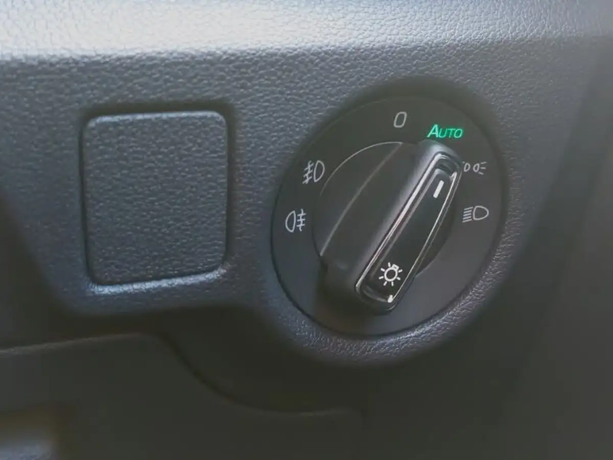 2024-skoda-kamiq-10-tsi-monte-carlo-116ps-dsg-big-18