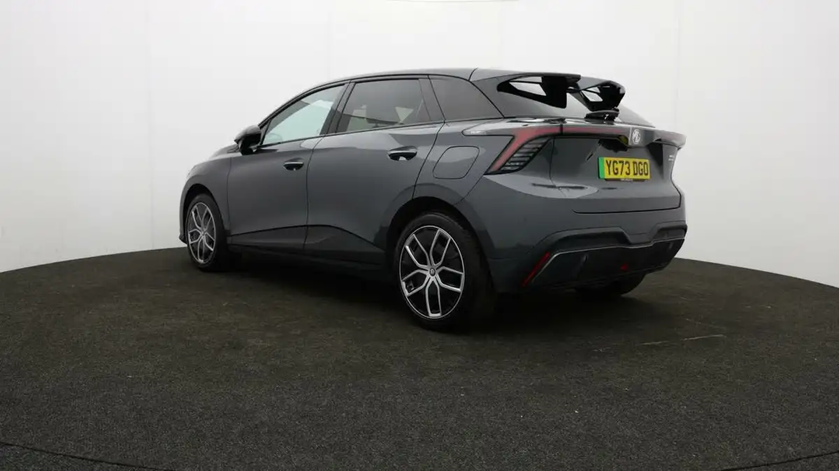 2023-mg-mg4-e-trophy-ev-203ps-long-big-75