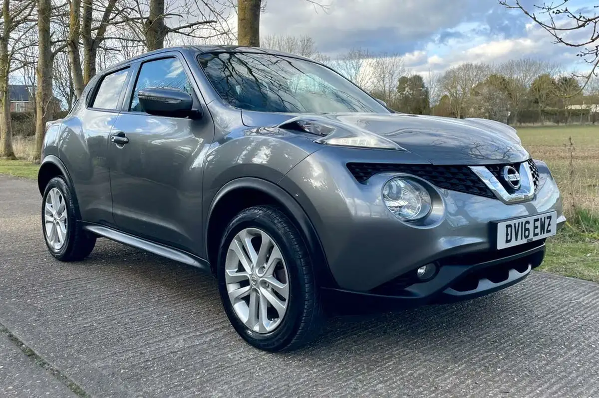 2016-nissan-juke-12-acenta-big-9