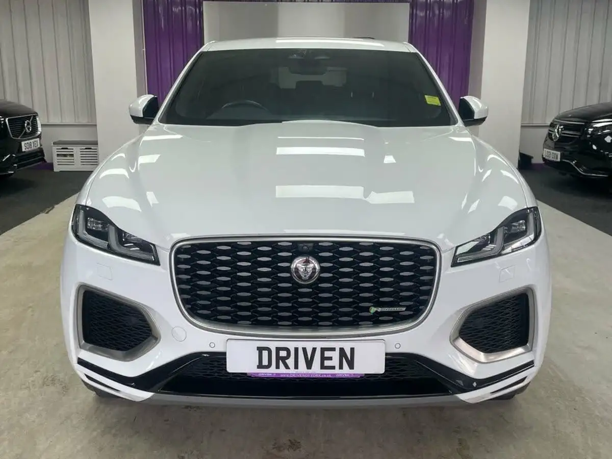 2021-jaguar-f-pace-20-d200-r-dynamic-s-mhev-big-3