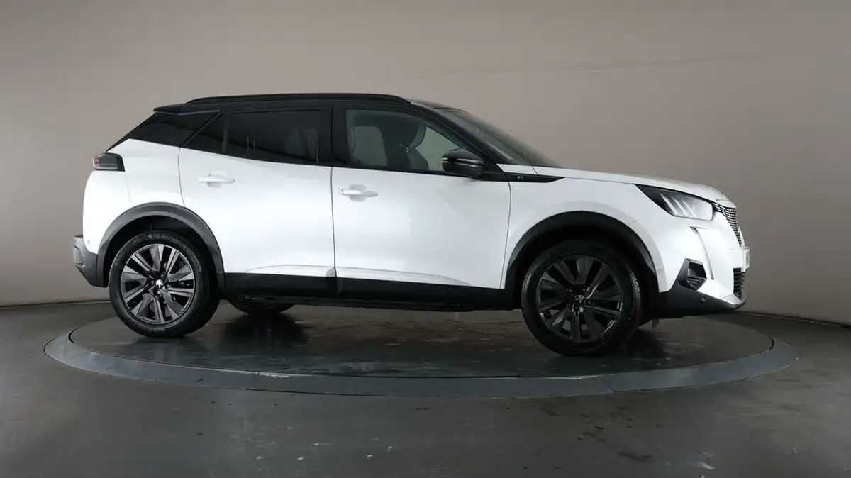 2021-peugeot-2008-suv-e-gt-premium-50kwh-big-50