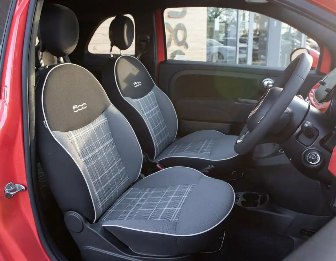 2020-fiat-500-10-lounge-big-31