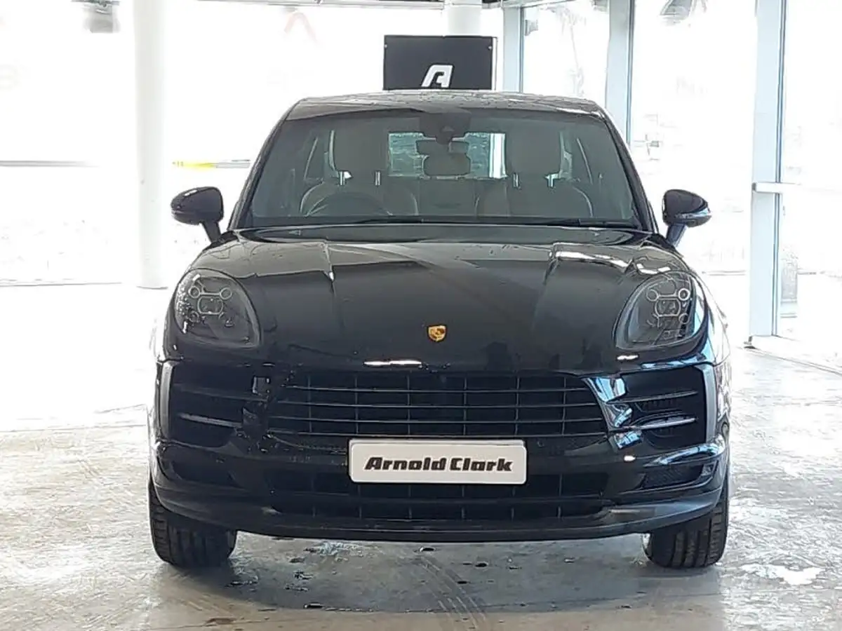 2020-porsche-macan-30-s-big-13