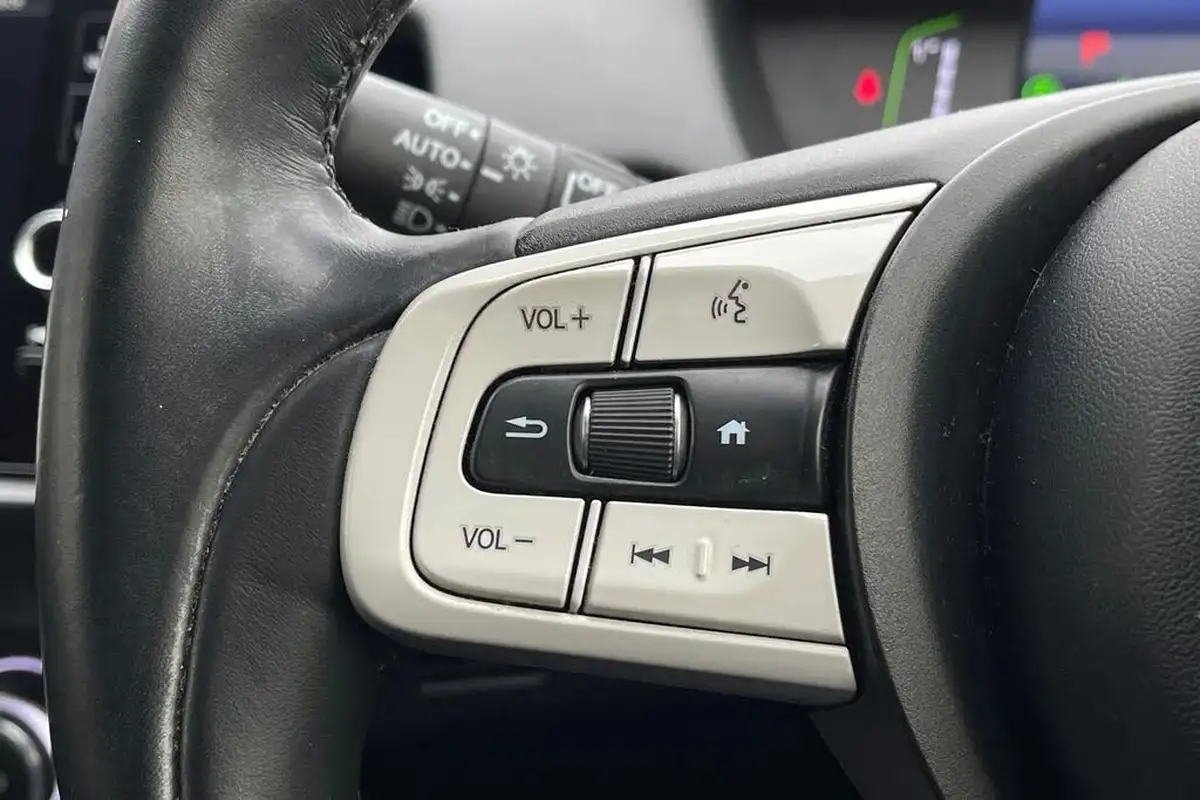2021-honda-jazz-15-i-mmd-ex-107ps-big-34