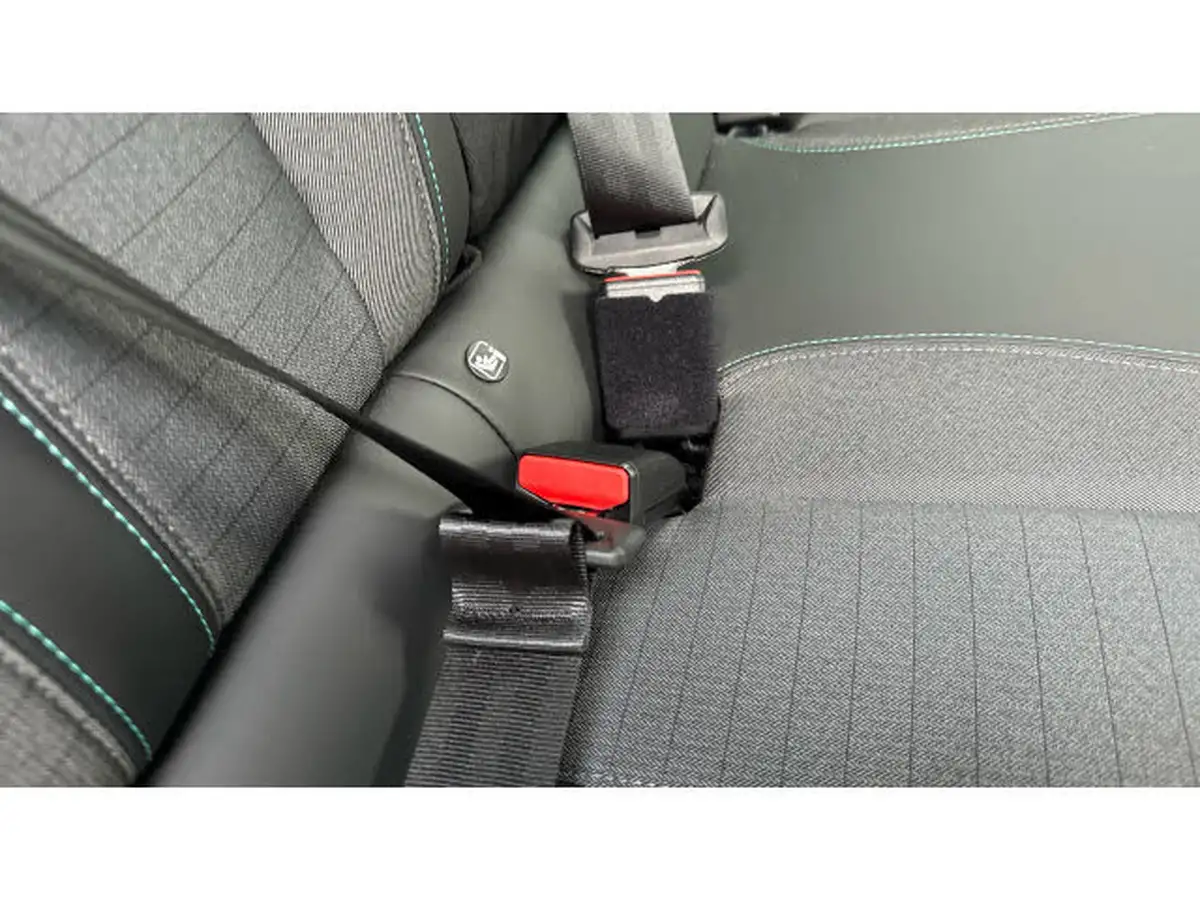 2023-peugeot-208-e-allure-premium-136bhp-big-16