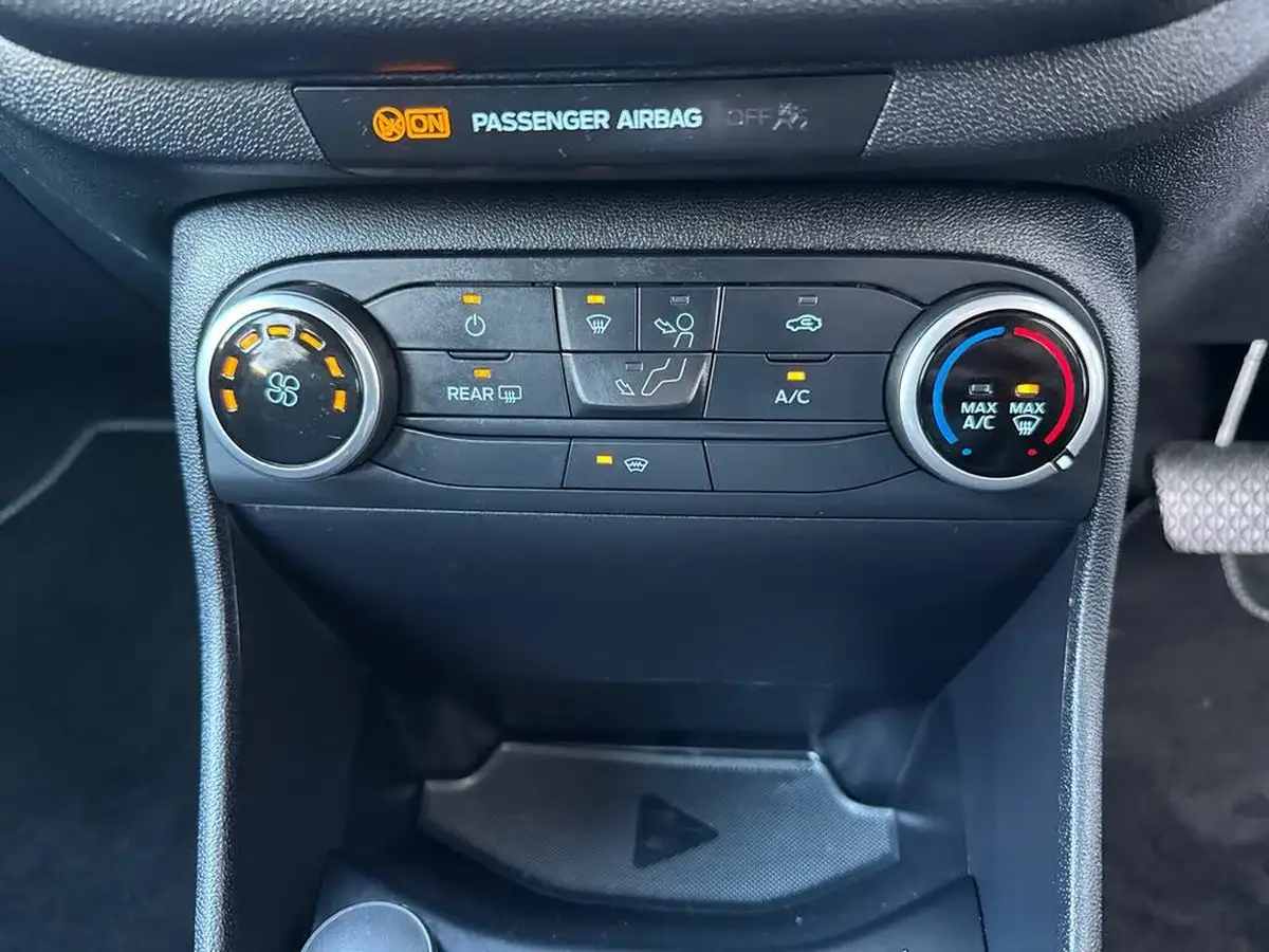 2022-ford-fiesta-10t-titanium-125ps-hybrid-mhev-powershift-big-23