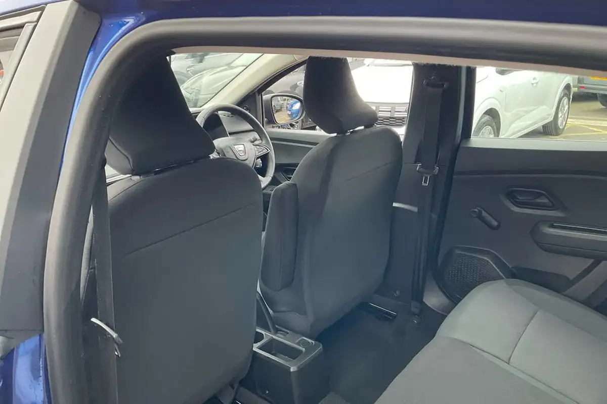 2021-dacia-sandero-10-tce-essential-90bhp-big-27