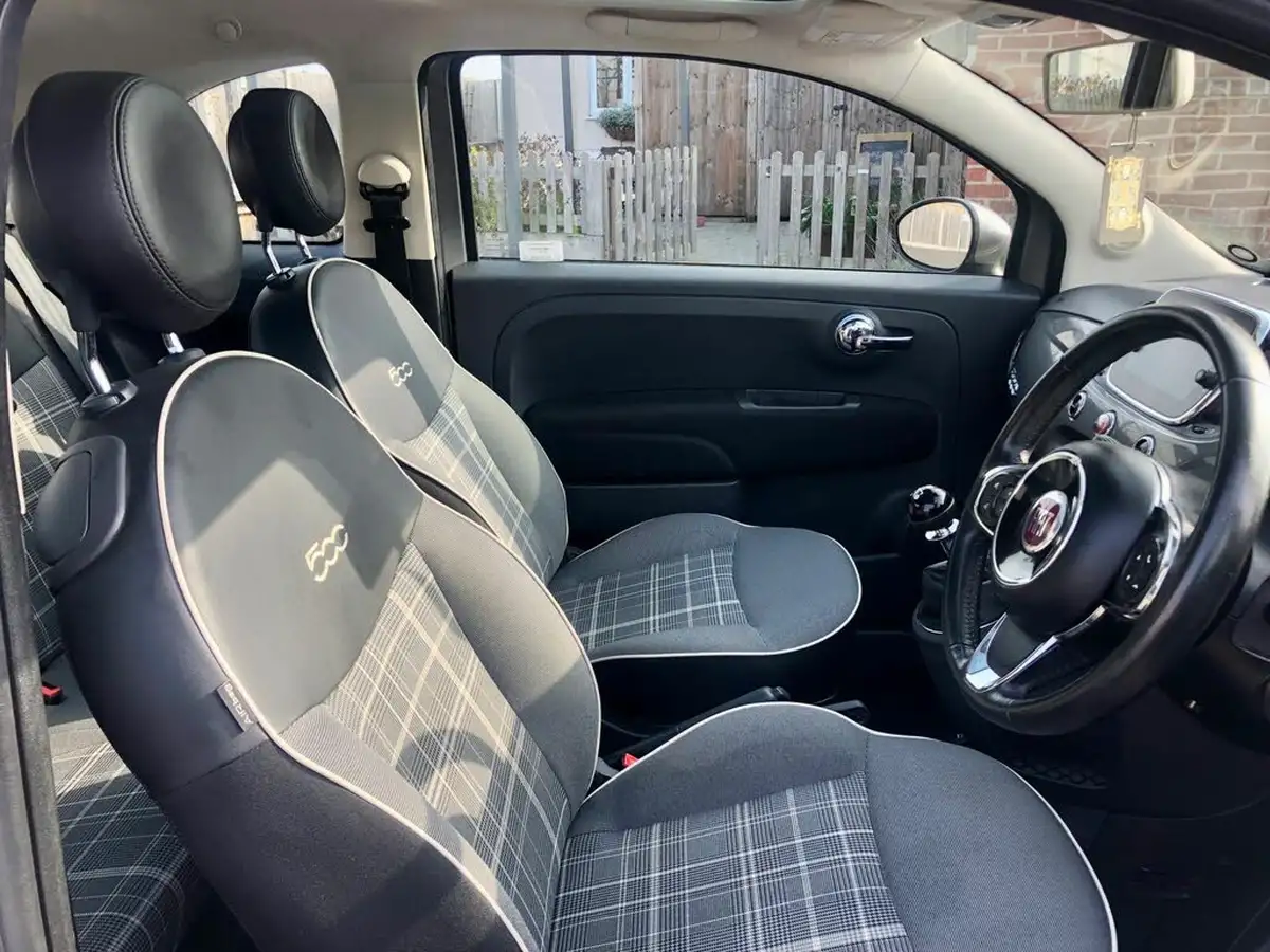 2017-fiat-500-12-lounge-big-21
