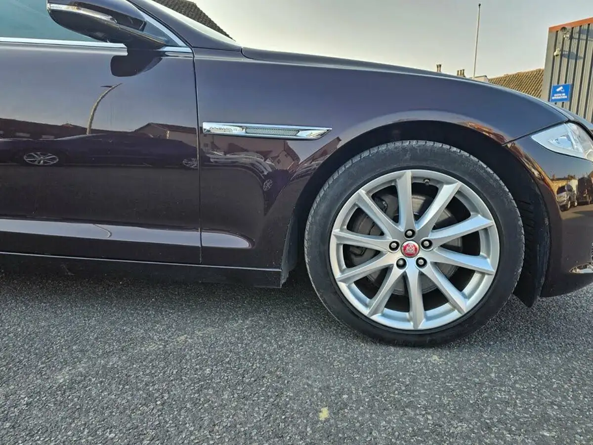 2014-jaguar-xj-series-30td-xj-portfolio-swb-auto-big-49