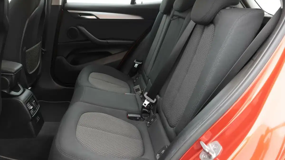 2019-bmw-x2-20-sdrive20i-se-big-16