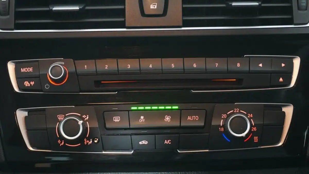 2016-bmw-1-series-15td-116d-m-sport-5d-big-14