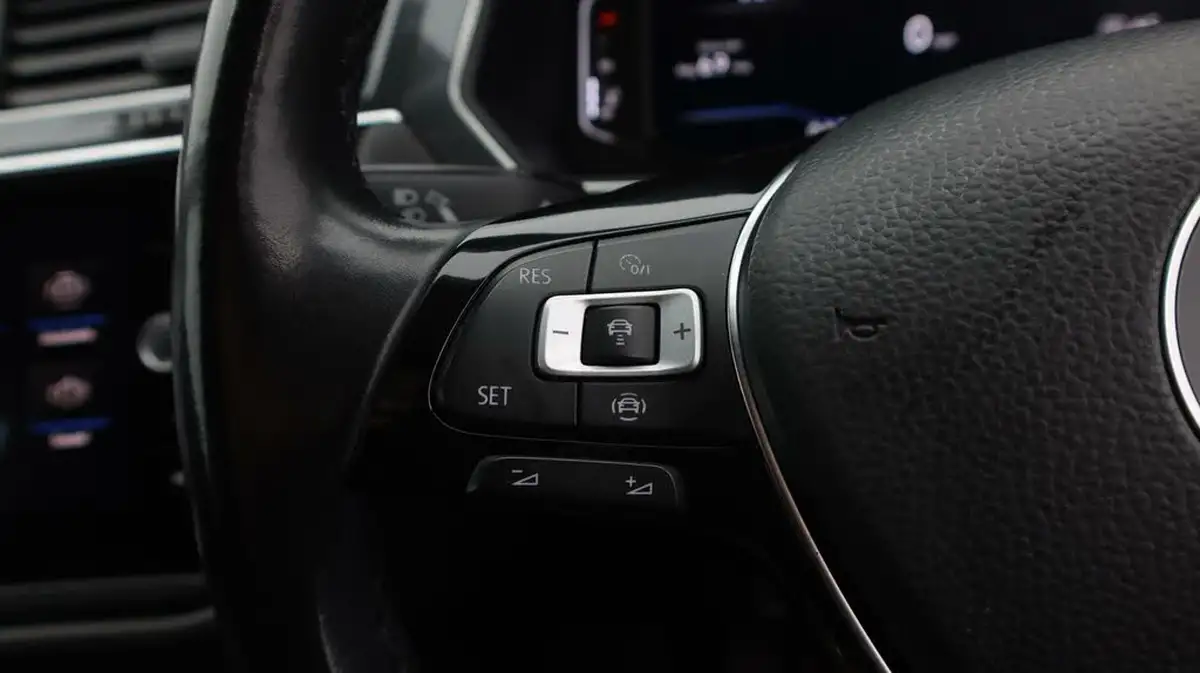 2021-volkswagen-tiguan-allspace-20tdi-sel-150ps-big-26