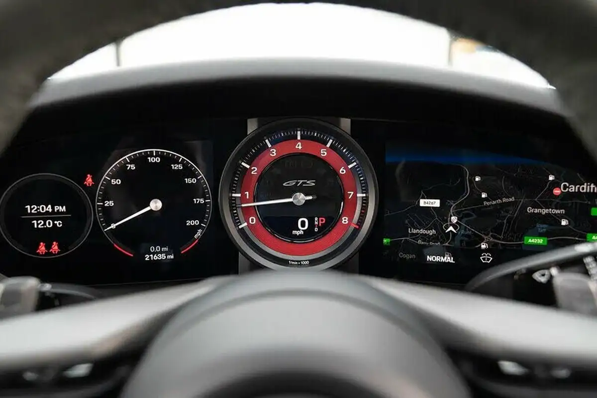 2022-porsche-911-30-carrera-gts-coupe-big-13