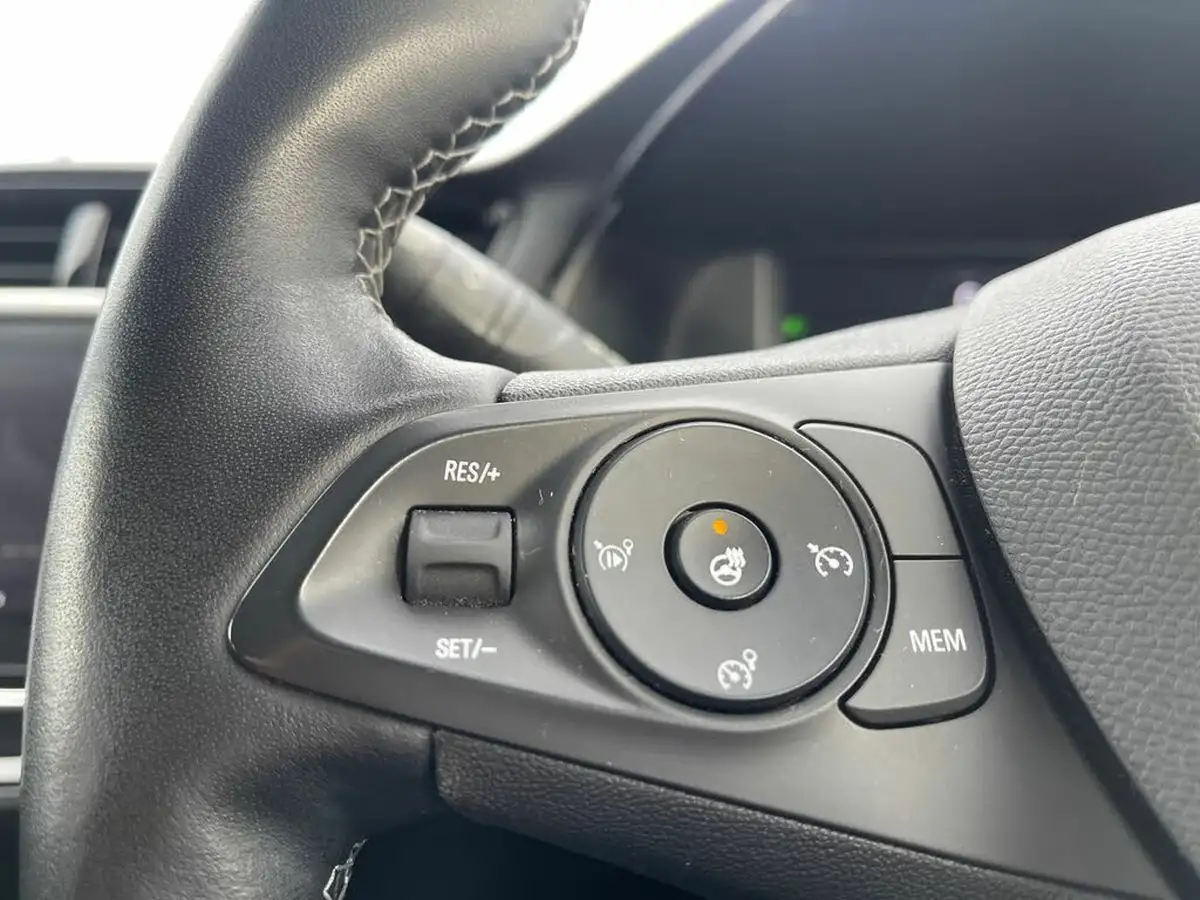 2021-vauxhall-corsa-12i-griffin-edition-big-15