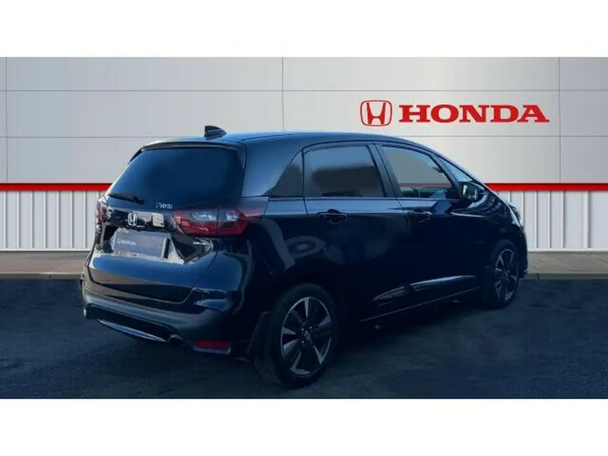 2023-honda-jazz-15-i-mmd-advance-big-11