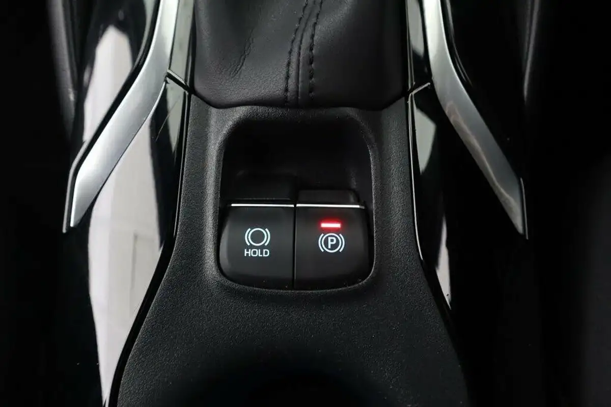 2021-toyota-corolla-18-vvt-i-design-spare-wheel-hatchback-5d-big-23