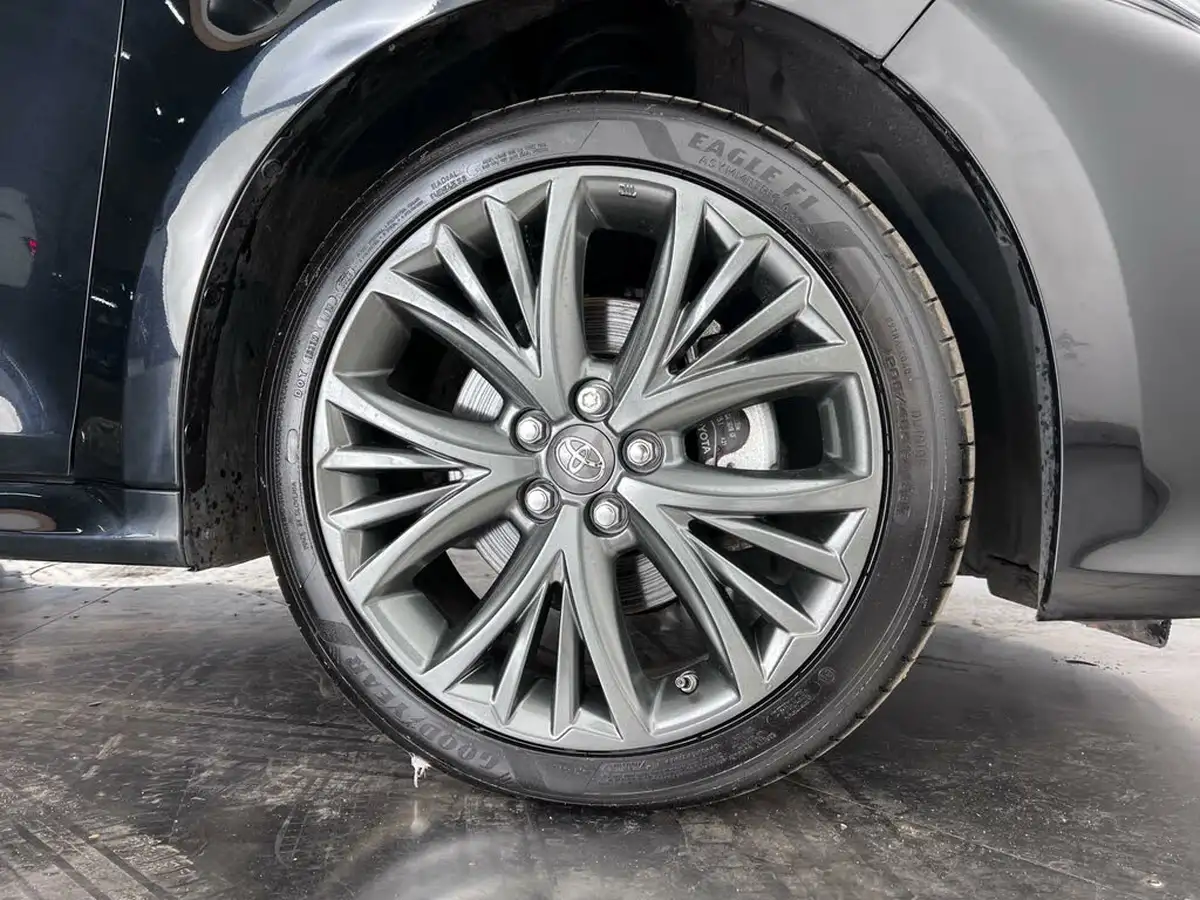 2021-toyota-yaris-15-vvt-i-excel-big-11