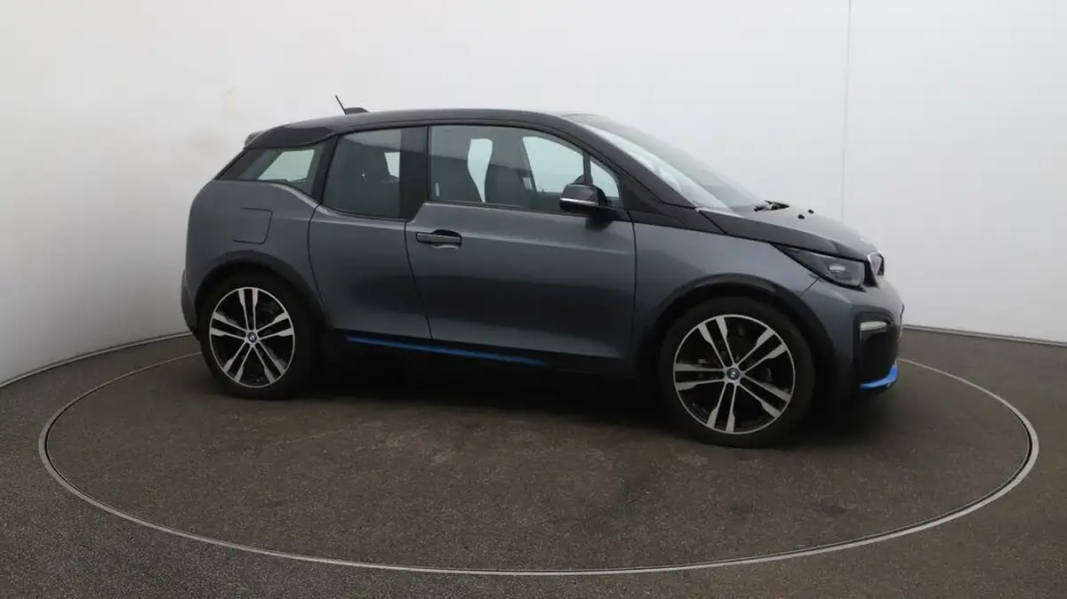 2019-bmw-i3-big-37