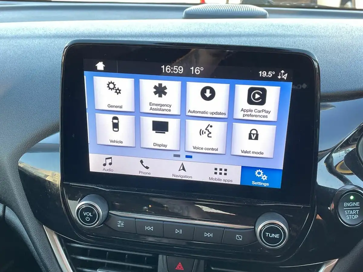 2019-ford-fiesta-10t-titanium-125ps-5d-big-21