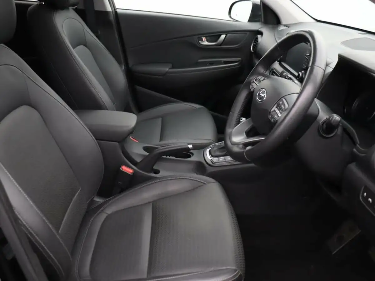 2018-hyundai-kona-16-t-gdi-premium-gt-2-tone-roof-big-19