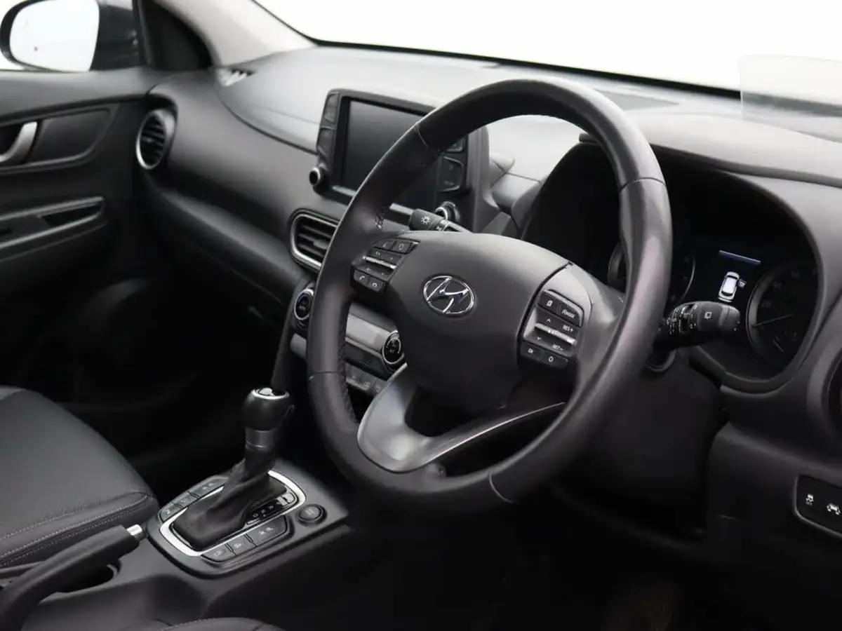 2018-hyundai-kona-16-t-gdi-premium-gt-2-tone-roof-big-5