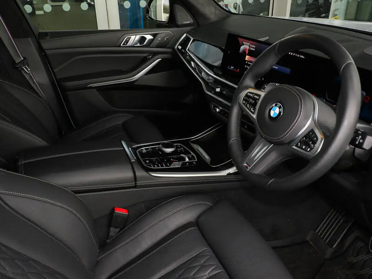2023-bmw-x7-30td-xdrive-40d-m-sport-big-5