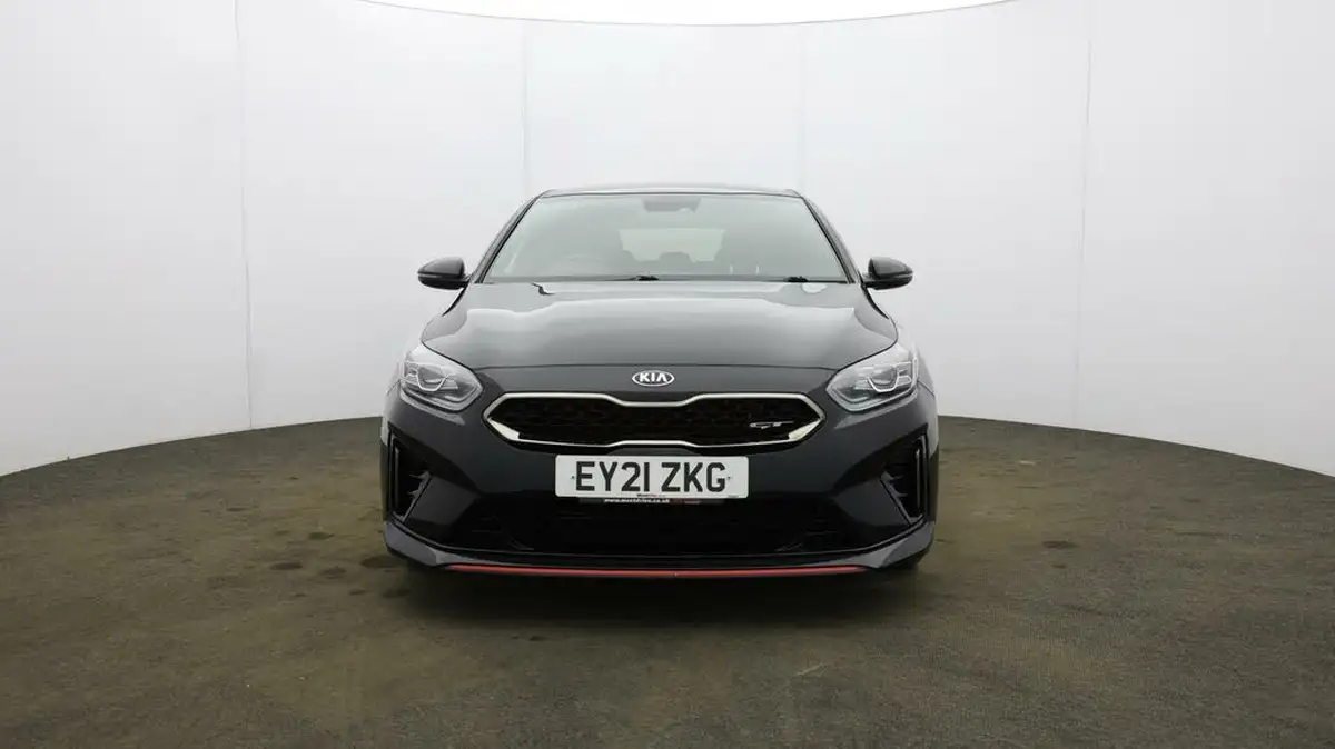 2021-kia-ceed-16-t-gdi-gt-dct-big-1